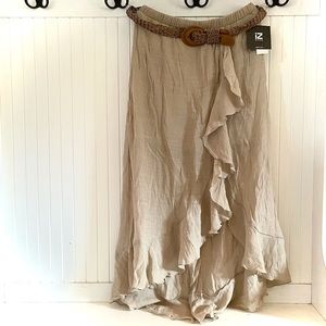 NWT Boho Flowing Skirt W/ Belt